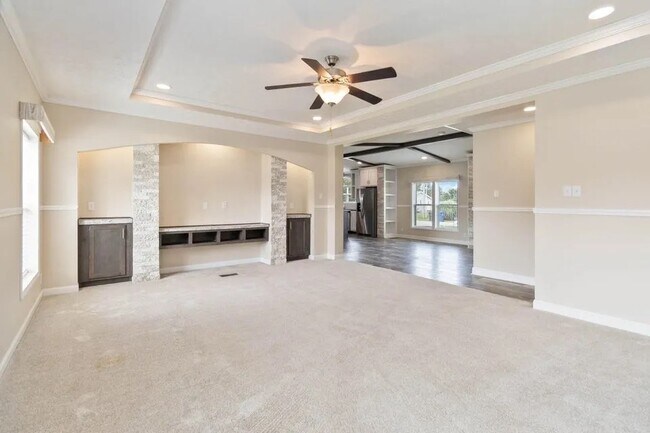 Photo - 52 Vacation St