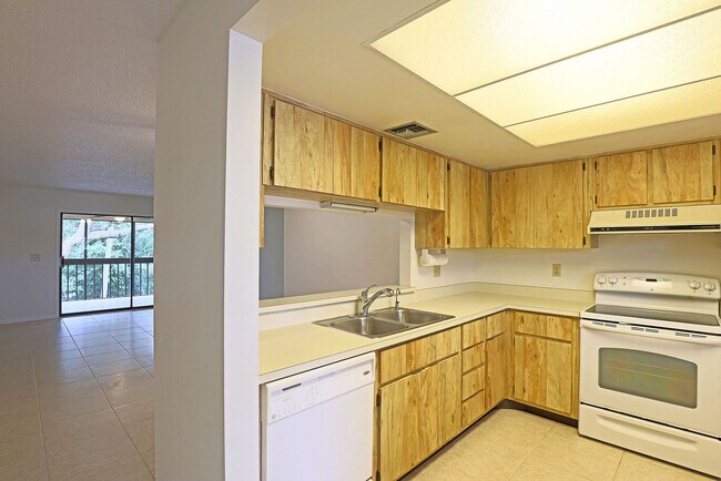 Photo - 6120 Whiskey Creek Dr Unit 6120 Whiskey Creek Drive #409