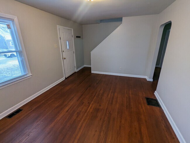 Photo - 3 Bedroom 1 Bathroom Single Family Home, West Columbus