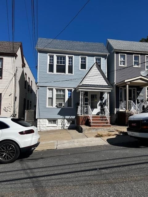 Building Photo - 1300 85th St