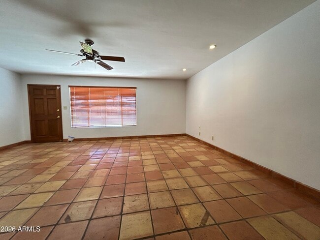 Photo - 3122 E Montecito Ave