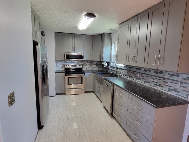 Photo - 68 Hunsley Rd