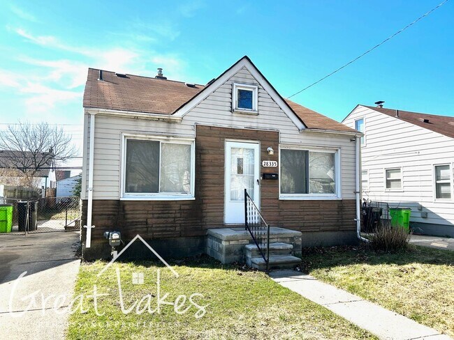 Beautiful four bedroom house for rent in a... - Beautiful four bedroom house for rent in a...