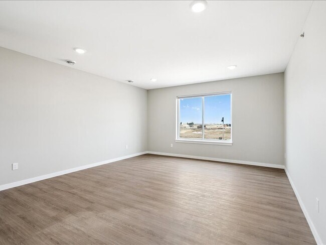 Photo - 7060 Thunder Vly Dr Unidad 9