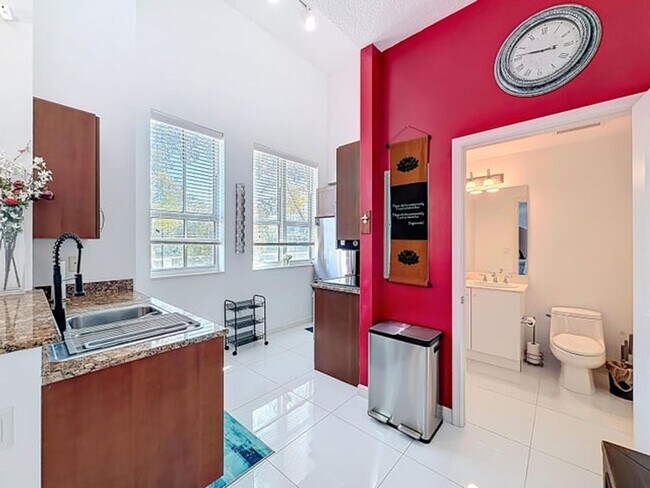 Photo - 450 N Federal Hwy