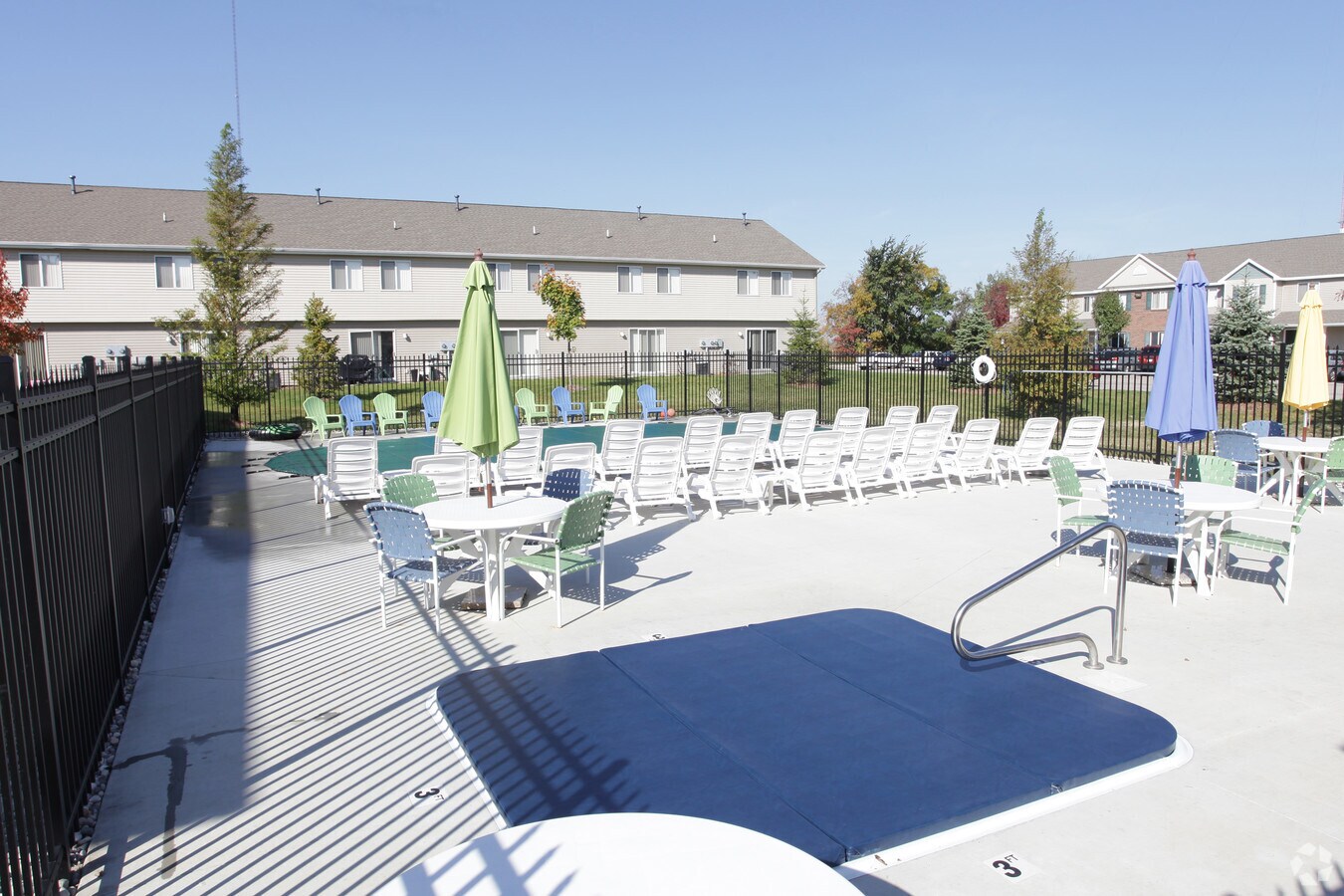 Photo - Campus View Apartments