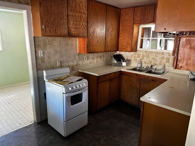 Photo - 21 Dorothy Wy