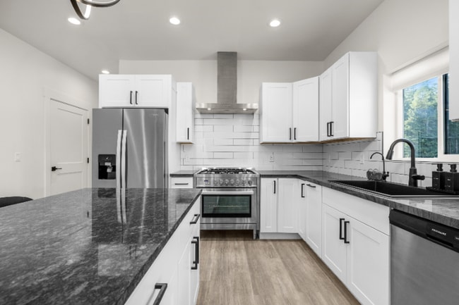 Photo - 15 Sandy Hl Ter