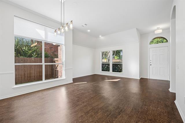 Photo - 6717 Misty Hollow Dr