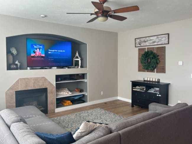 Photo - Spacious 6-Bedroom Home – Lehi, Saddle Ridge Community