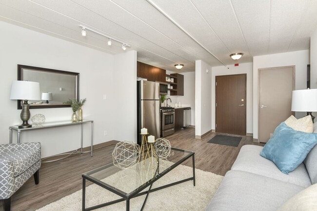 Photo - Oliver & Wendell Apartments