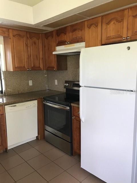 Photo - 25385 Sandhill Blvd