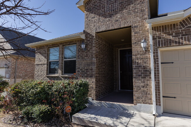 Photo - 1722 Cedric Ln