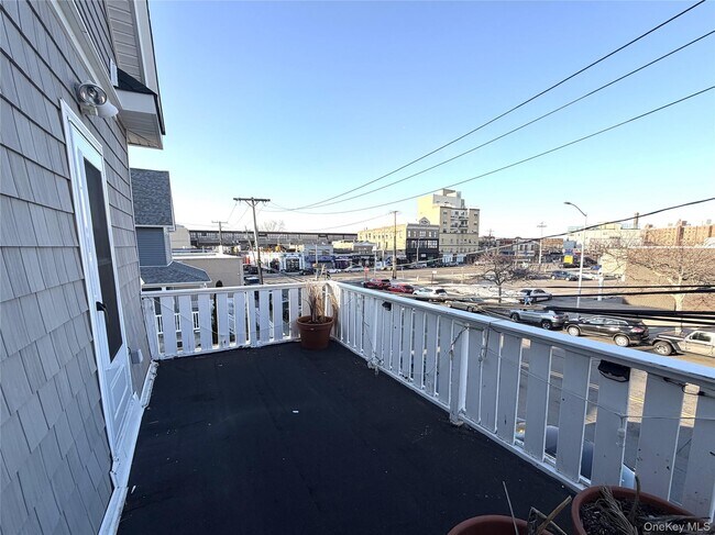 1-81 Beach 90th St