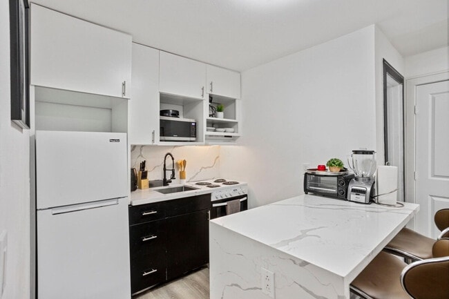 Photo - 2620 Arbor St Unidad FL2-ID1257723P