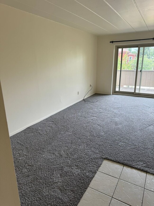 5th Ave Apartments