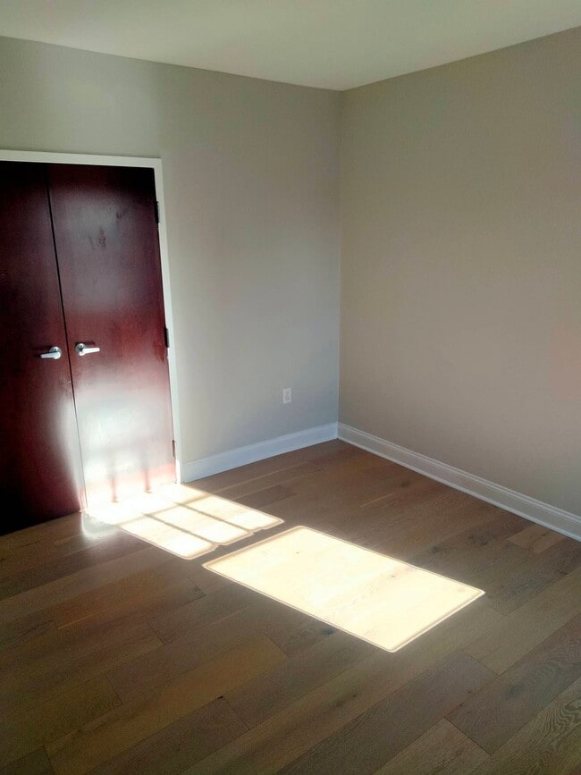 Photo - 52 Imlay St Unit 3b