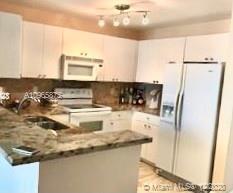 Photo - 10 Aragon Ave