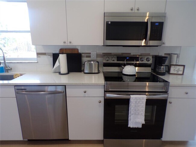 Photo - 1148 Salina Ave