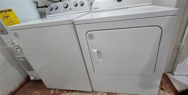 Photo - 502 N 70th Way