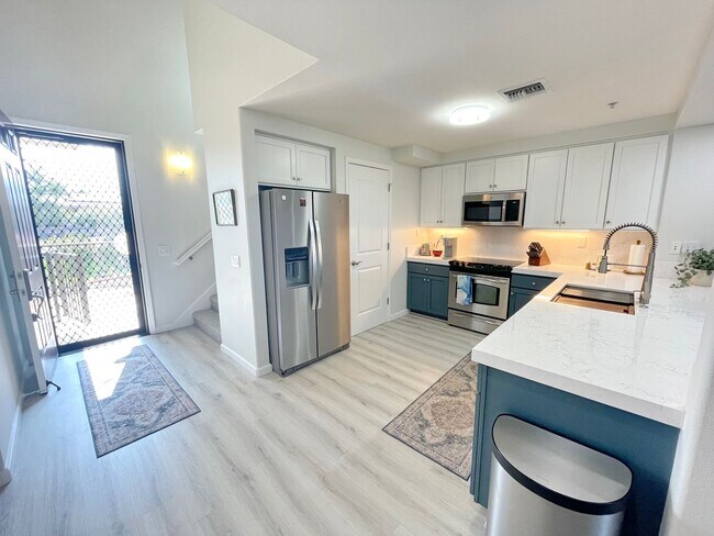 Photo - Luxuriously Renovated 2-Bedroom, 2-Bathroo...