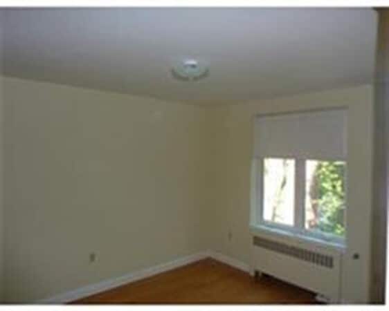 Photo - 42 Dean Rd Unit 1