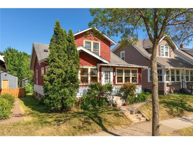 Photo - 620 Asbury St