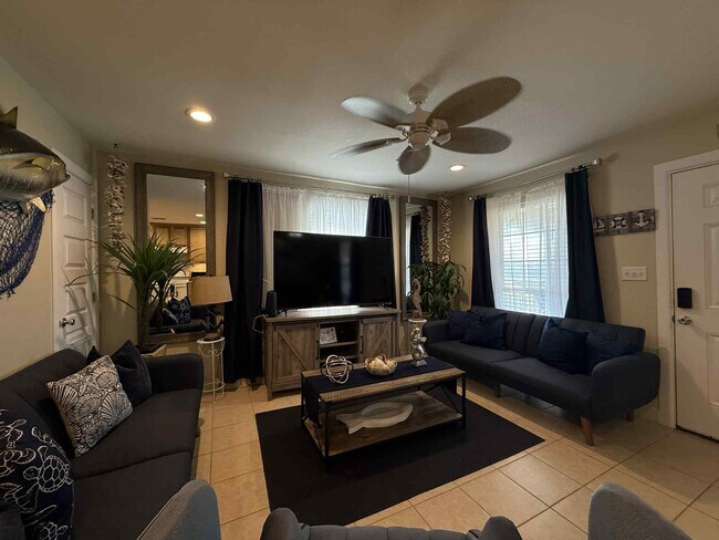 101 E Capricorn Dr Unit A