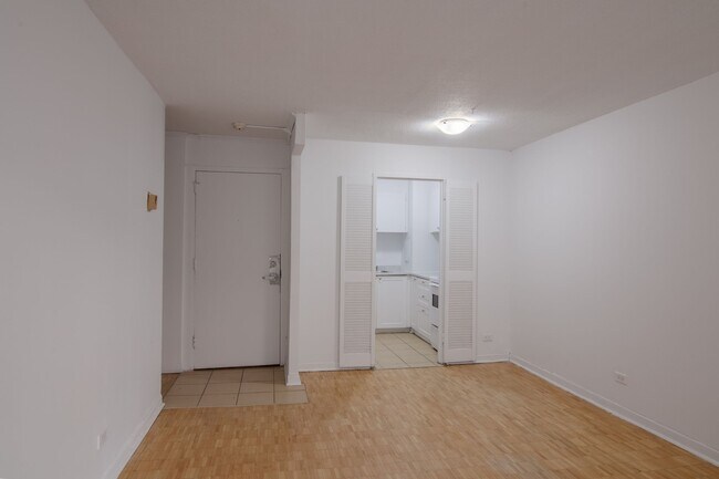 Photo - 1975 Maisonneuve Blvd W Unité 209