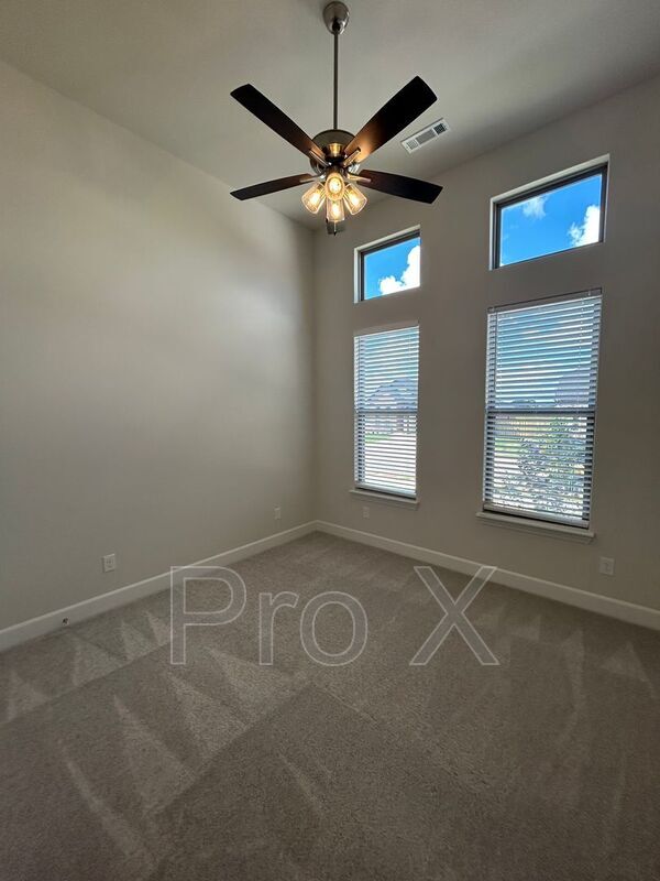 Photo - 2312 Salmon St