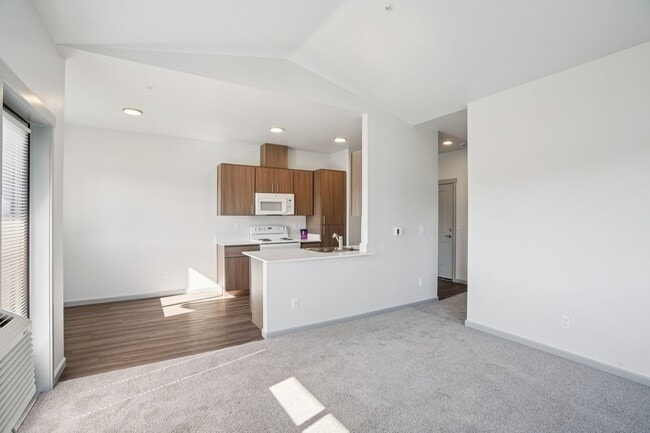 Photo - LIBERTY CREST APARTMENTS