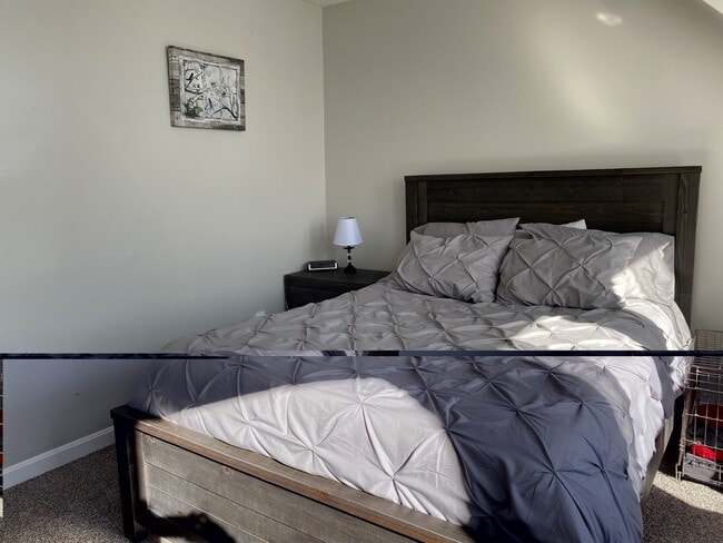 Building Photo - 12 Eastman St