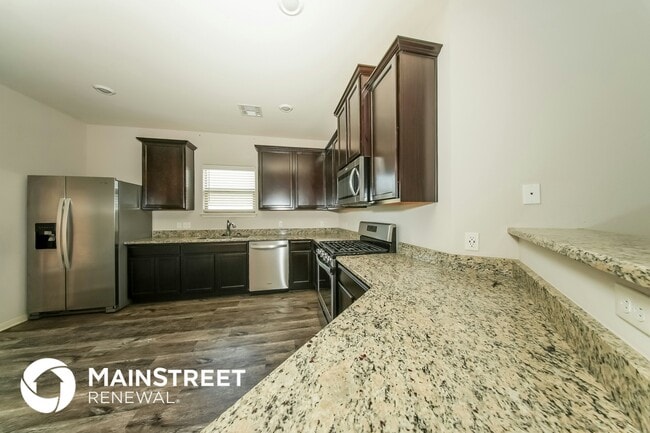 421 E Mobile Terrace