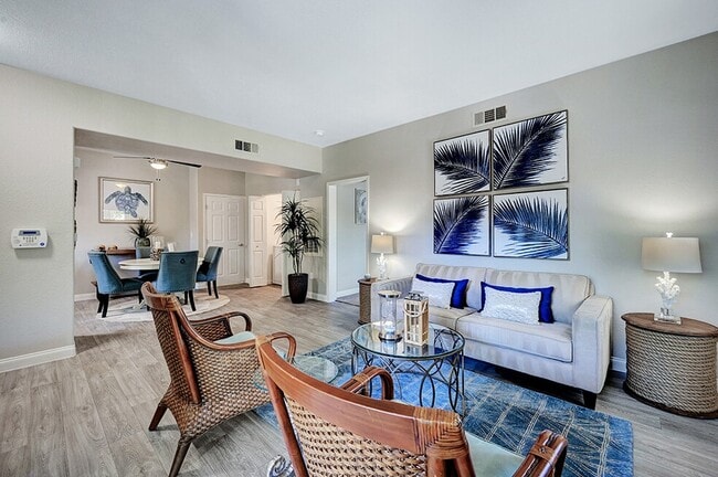 Canyon Villas Apartments