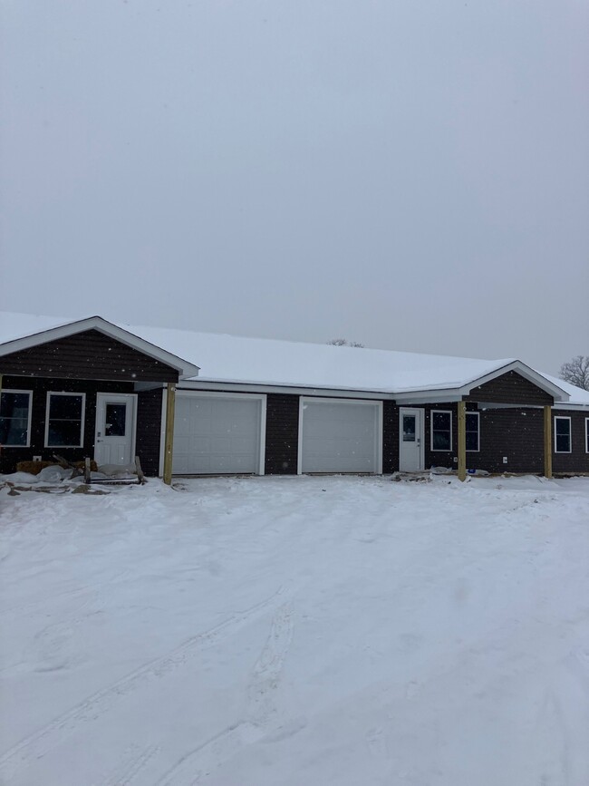 Exterior Front View - 6845 N County Road 100 W Apartments