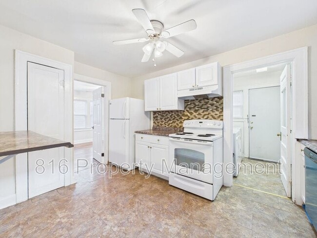 Photo - 111 W 78th St