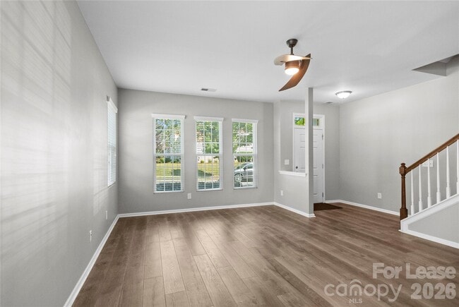 Photo - 19002 Lake Breeze Dr