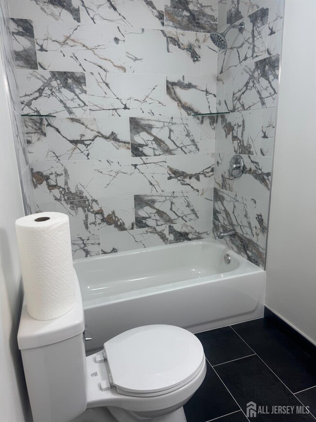 Photo - 84 Seabreeze Way