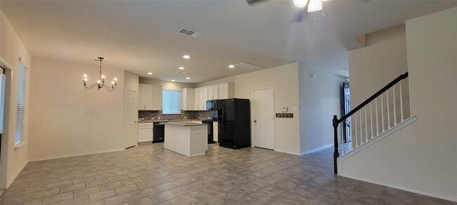 Photo - 113 Fallow Cv