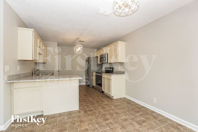 Photo - 869 Maricopa Dr