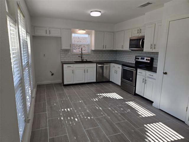 Photo - 809 Harvest Glen Dr