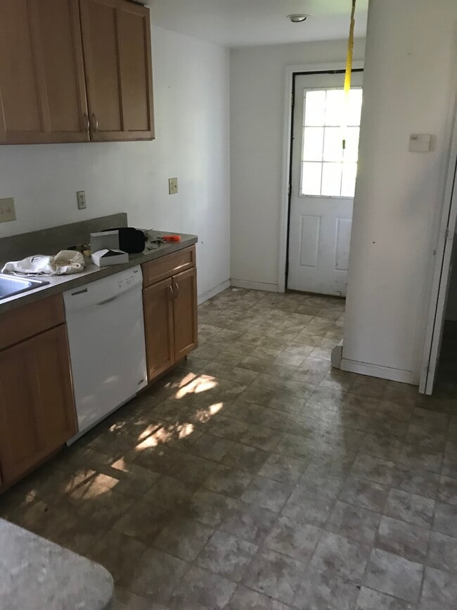Building Photo - 39 Central Ave Rental