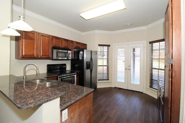 Photo - 2556 E Turtle Creek Dr