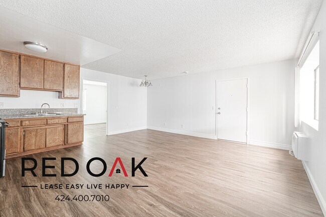 Photo - 2448 N Eastern Ave Unidad 302