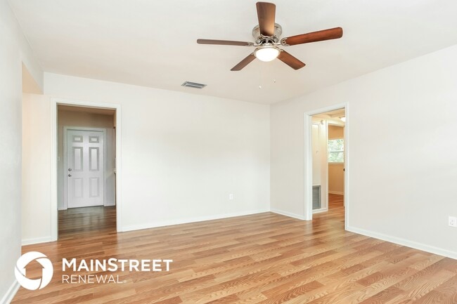 Photo - 5913 Wolf Rd