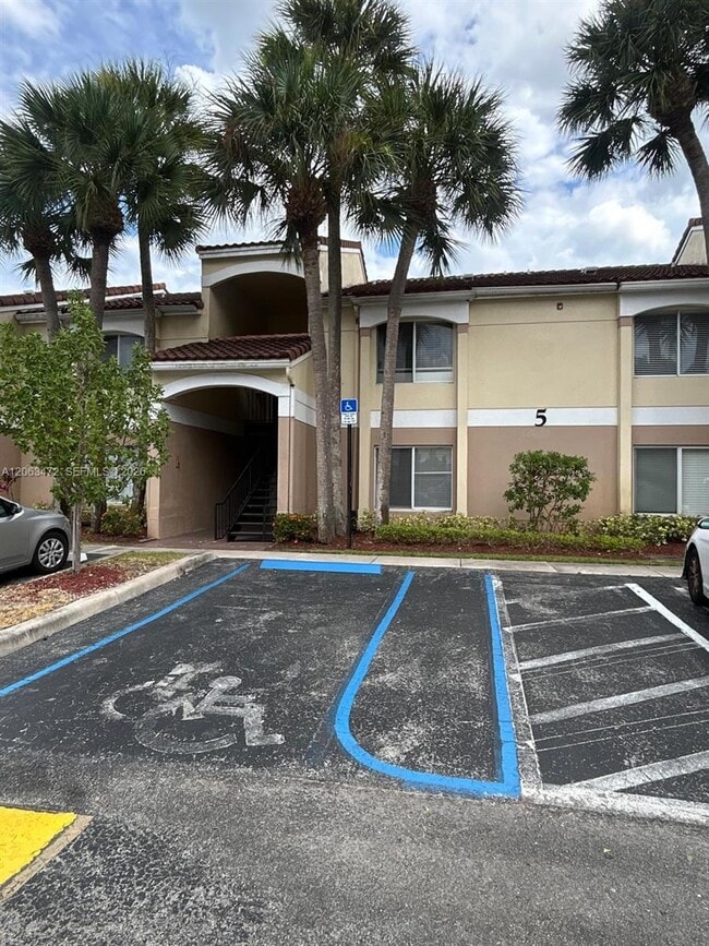 Building Photo - 815 Boynton Beach Blvd Unit 5-103