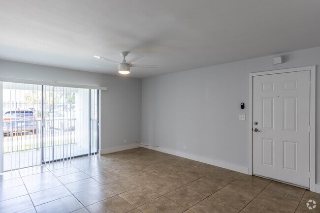 3 BR, 2 BA