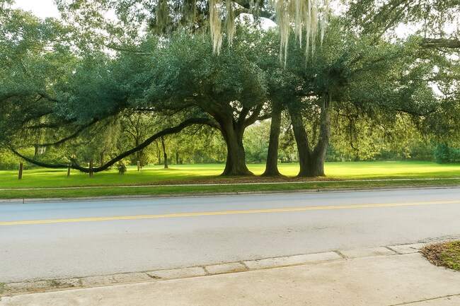 Photo - 1915 E Central Blvd