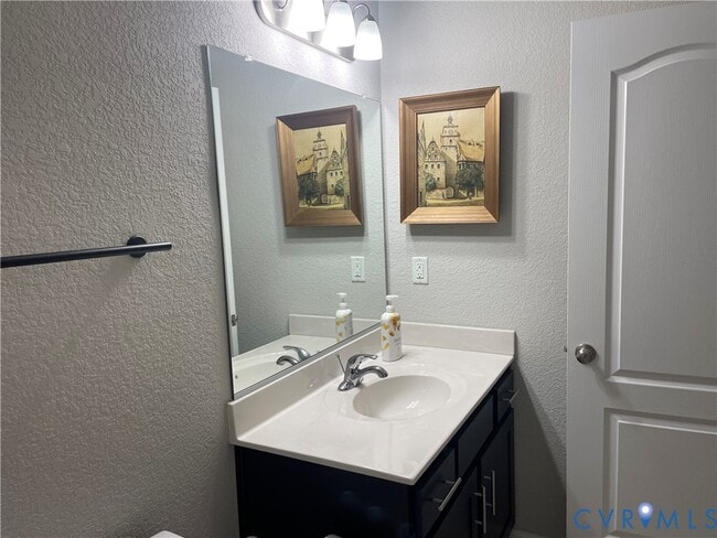 Photo - 5012 Spinel St