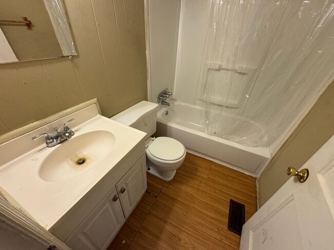 Building Photo - Birmingham